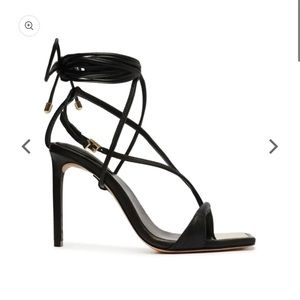 Schutz Vikki Sandal Size 8.5 new never worn